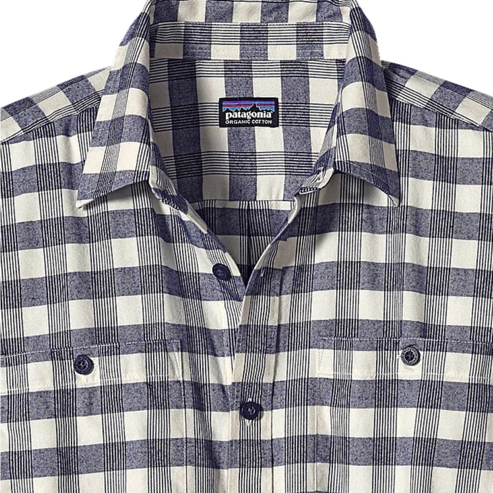 Men’s Patagonia Organic Pima Cotton Button Up Shirt. L
